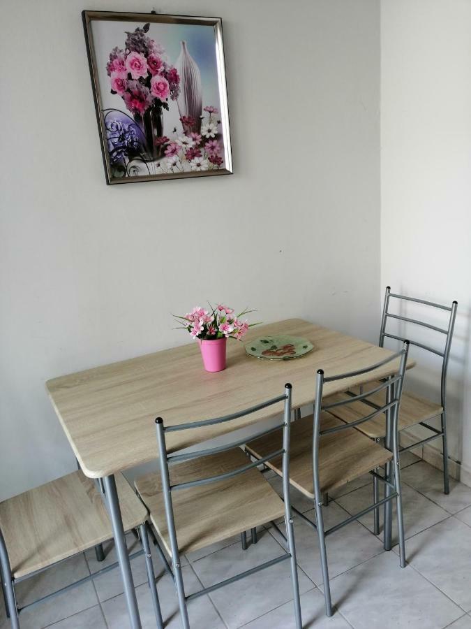 Micaela Apartment *